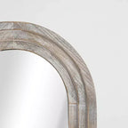 Miroir mural classique à cadre en bois massif arqué de 21 po l. x 64 po H, blanc vieilli