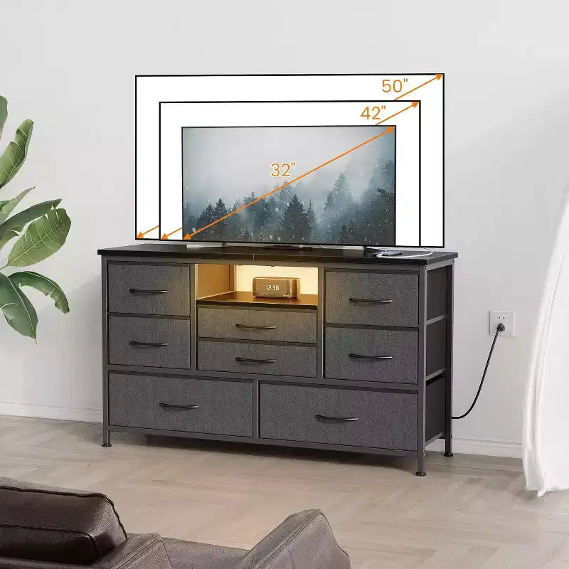 Meuble TV de 47,4 po avec prise de courant pour téléviseur de 55 po, commode de rangement à 8 tiroirs pour chambre à coucher, table console avec plateau en bois et 22 modes d'éclairage