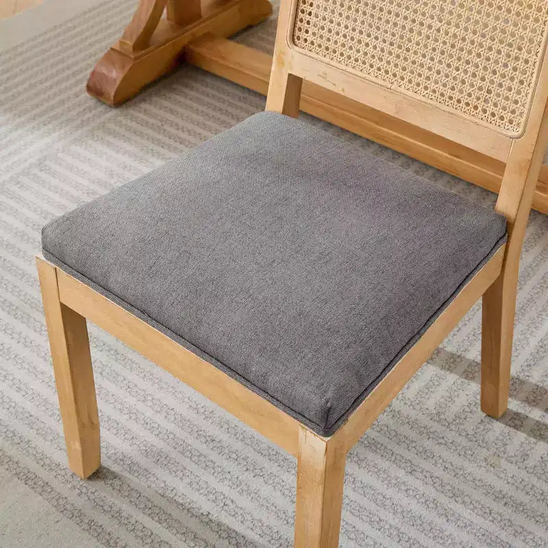 Lot de 2 chaises de salle à manger avec dossier en rotin et cadre en bois naturel, petit espace, réunion de famille, renouveau du Nouvel An, gris