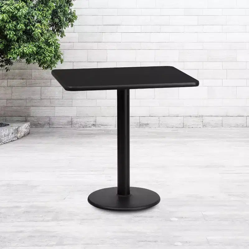Table stratifiée rectangulaire 24x30 avec piètement de table rond de 18 po
