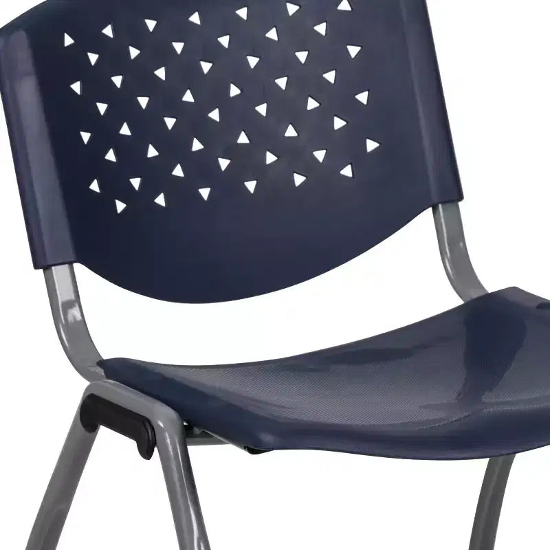 Chaise empilable en plastique pour la maison et le bureau avec dossier perforé – Chaise d'appoint