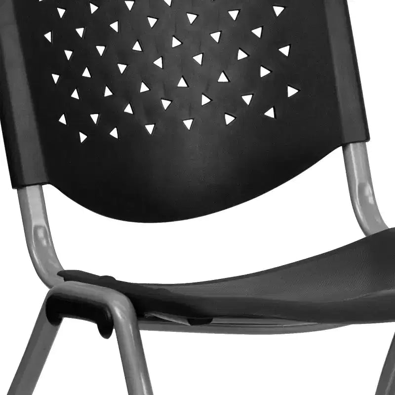 Chaise empilable en plastique pour la maison et le bureau avec dossier perforé – Chaise d'appoint
